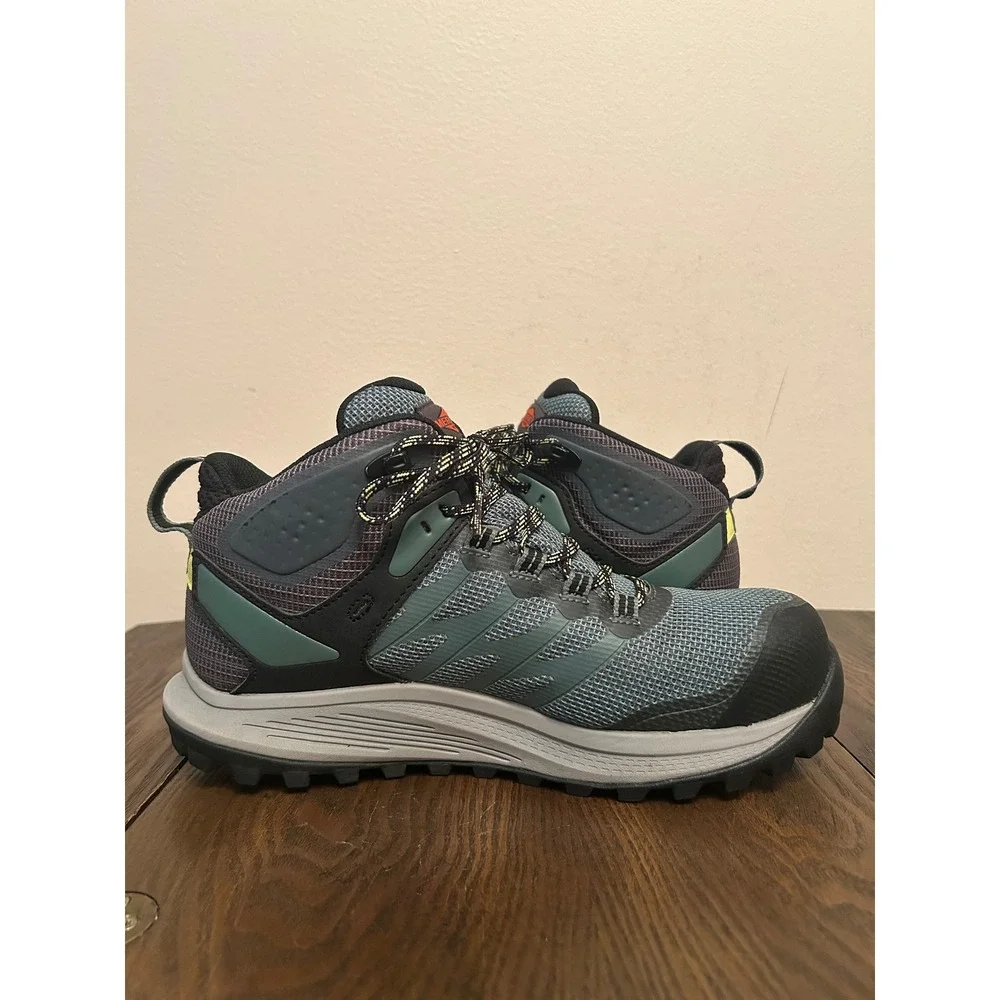 Merrell nova mid